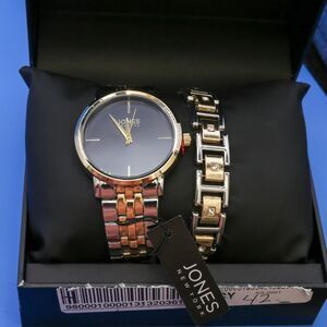 Jones New York Men's Analog Two Tone Metal Alloy Bracelet Watch, 42mm and Bracel